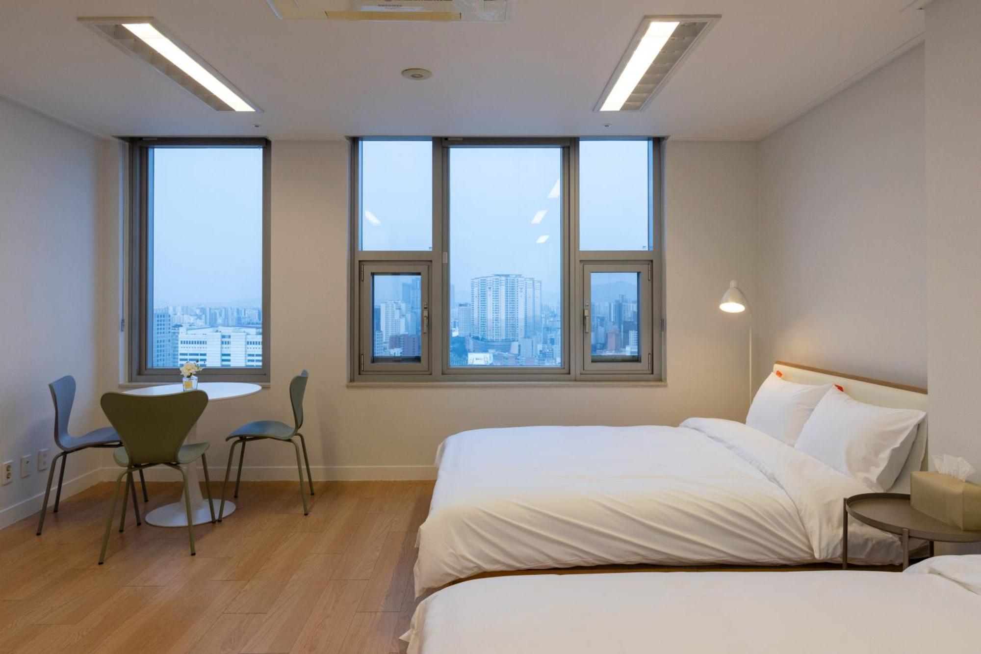 "Grand Opened" Maxtyle Guesthouse Dongdaemun سيول الغرفة الصورة