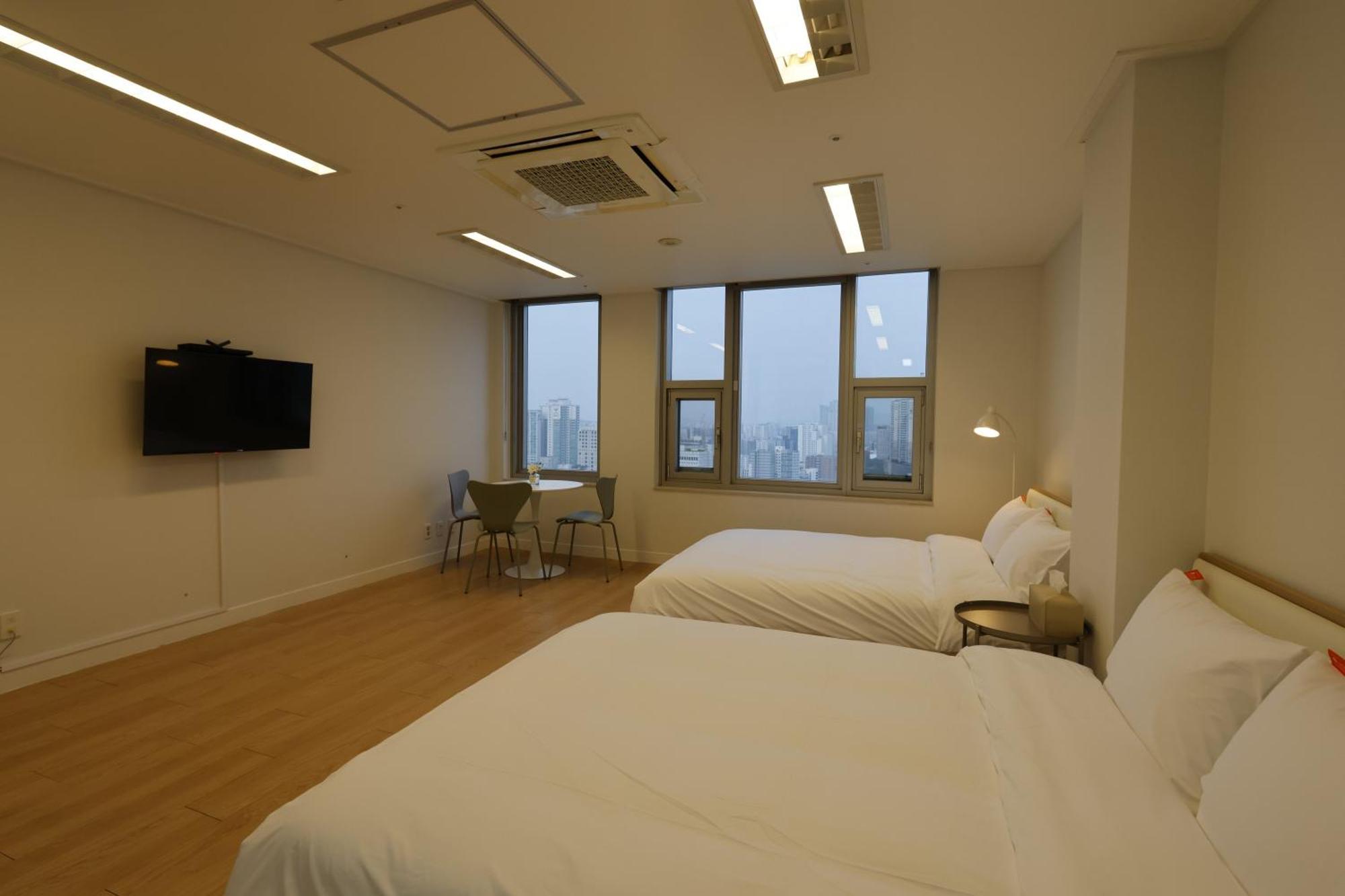 "Grand Opened" Maxtyle Guesthouse Dongdaemun سيول الغرفة الصورة